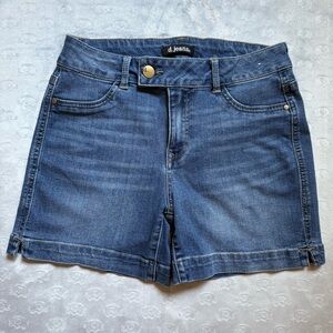 D. Jeans‎ Women's Blue Denim Shorts Size 4